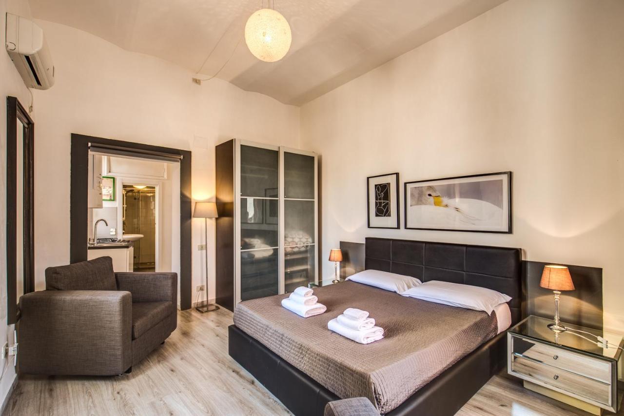Lovely With Balcony In Campo De' Fiori Apartment Rom