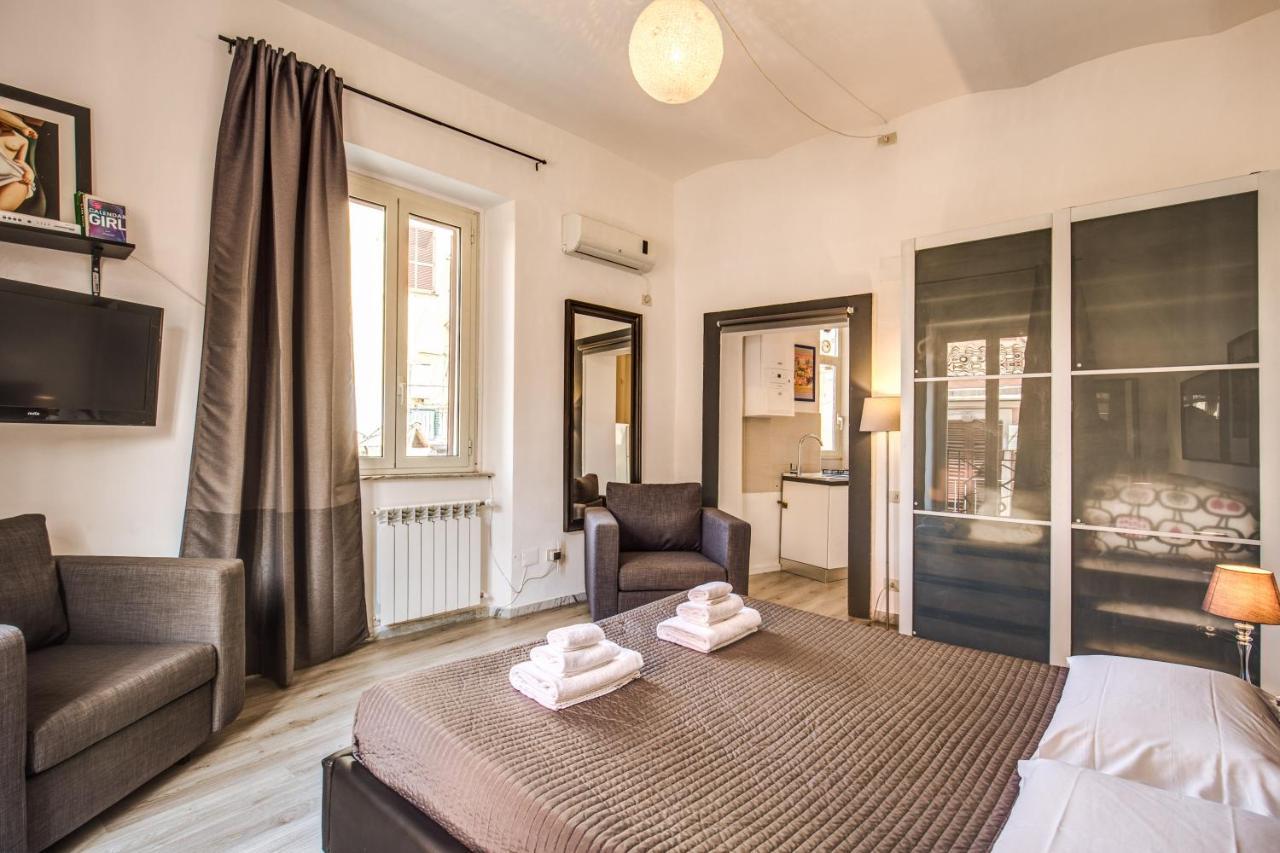 Lovely With Balcony In Campo De' Fiori Apartment Rom