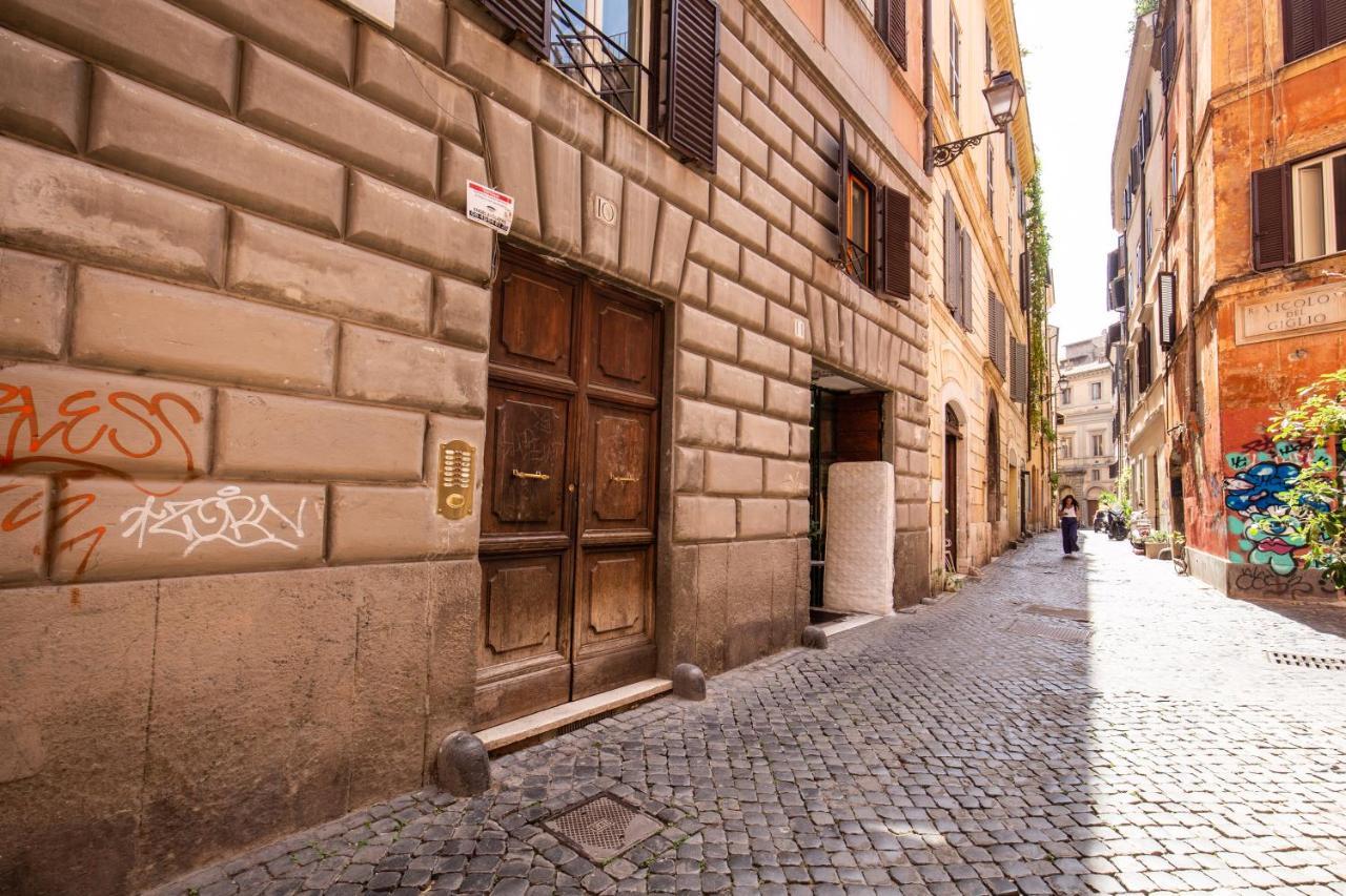 Lovely With Balcony In Campo De' Fiori Apartment Rom